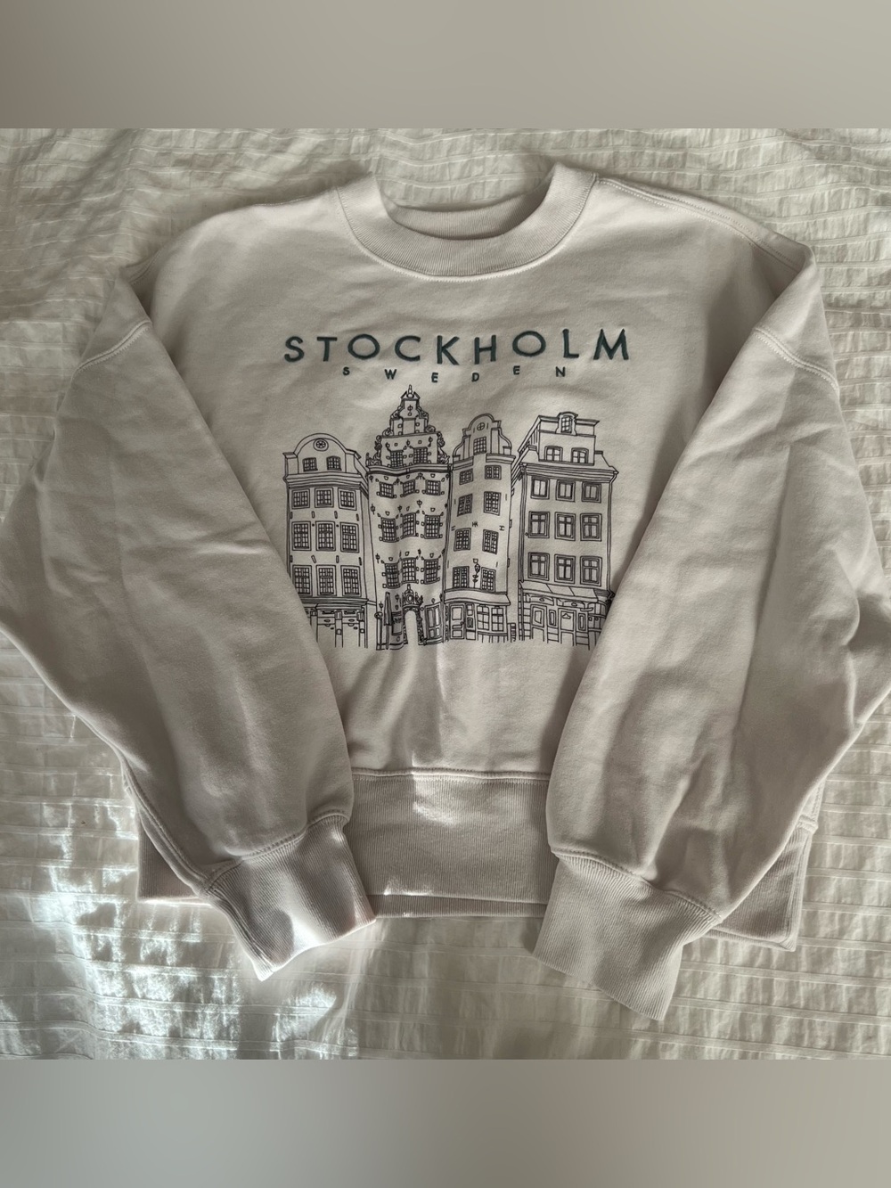 Abercrombie & Fitch Stockholm Graphic Sweatshirt